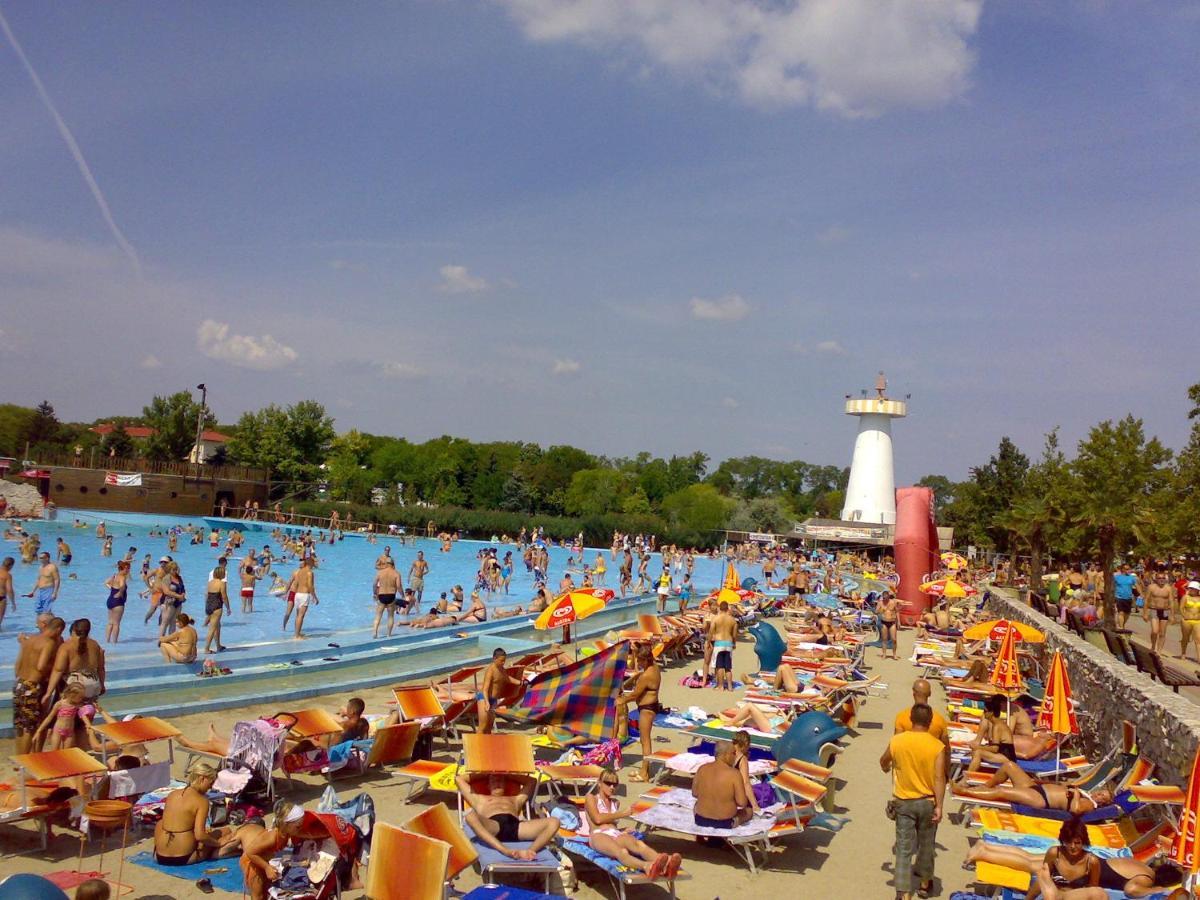 Major Street Apartman Apartment Hajduszoboszlo Luaran gambar